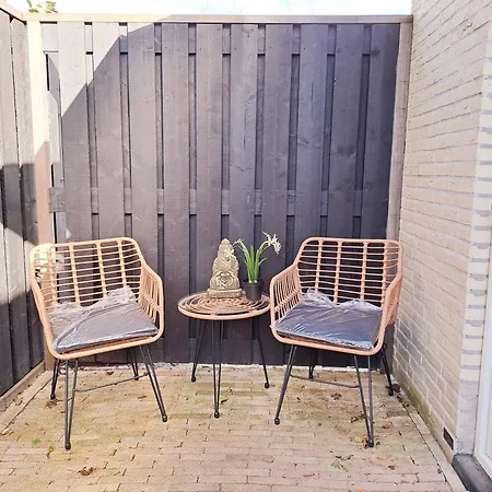Apartment Rustig Centraal Gelegen Nabij De Grote Steden Nootdorp